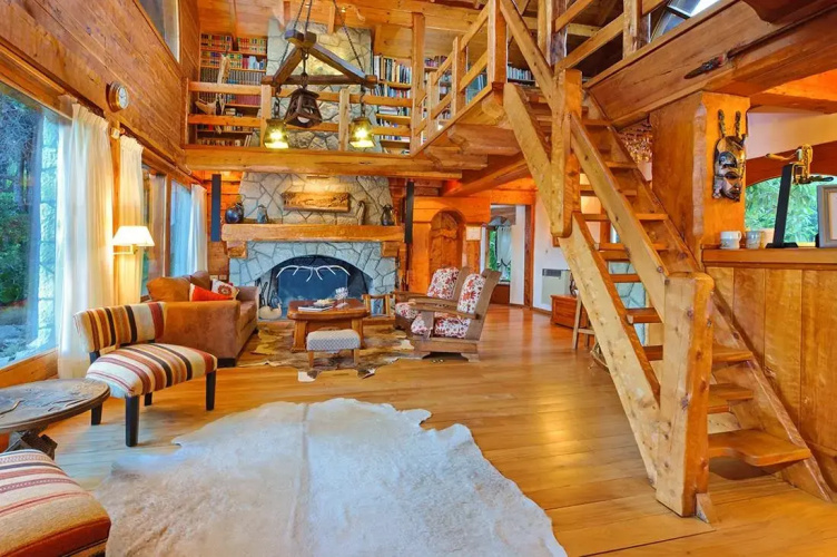 Woodland Lodge