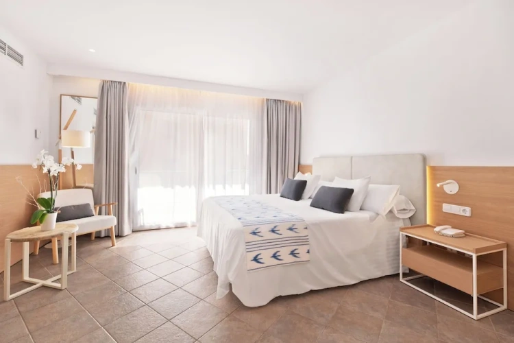 Superior Double room with balcony