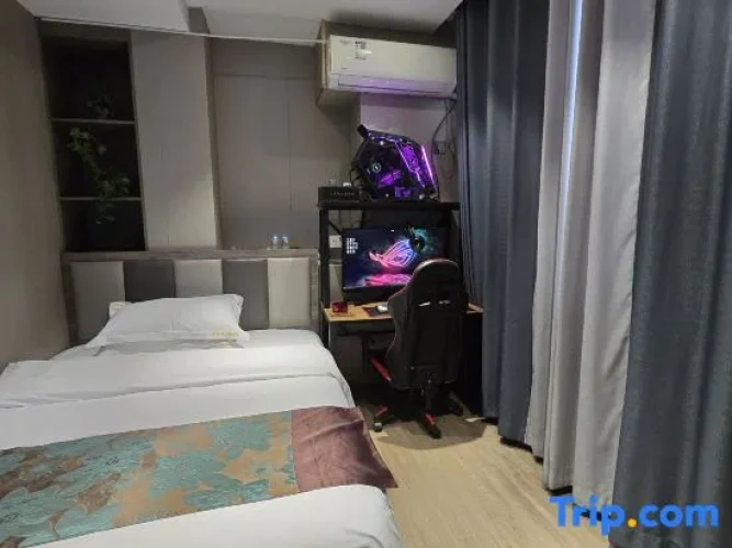 Premier Single room