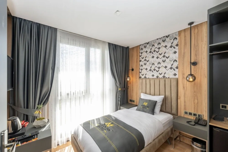 Deluxe Single room