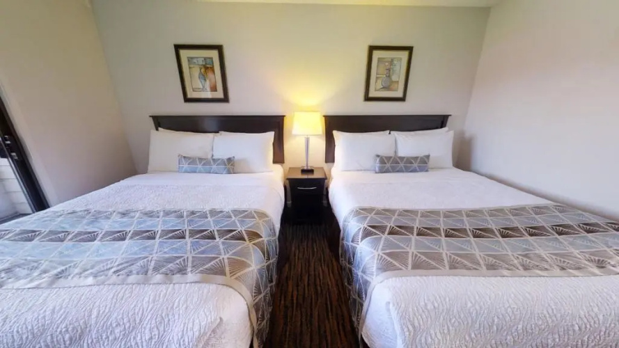 Recreation Inn & Suites