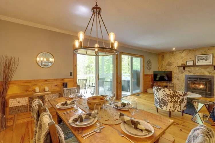 3 Bedrooms Cottage with balcony