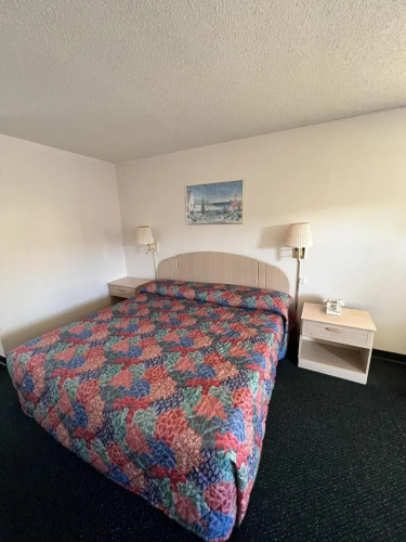 Garden Inn & Suites