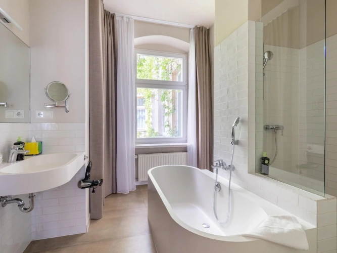 2 Bedrooms Suite