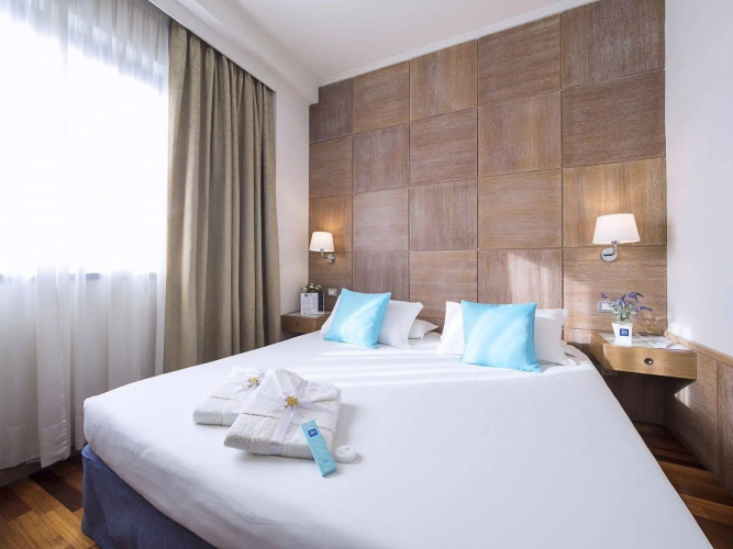 IH Hotels Firenze Business