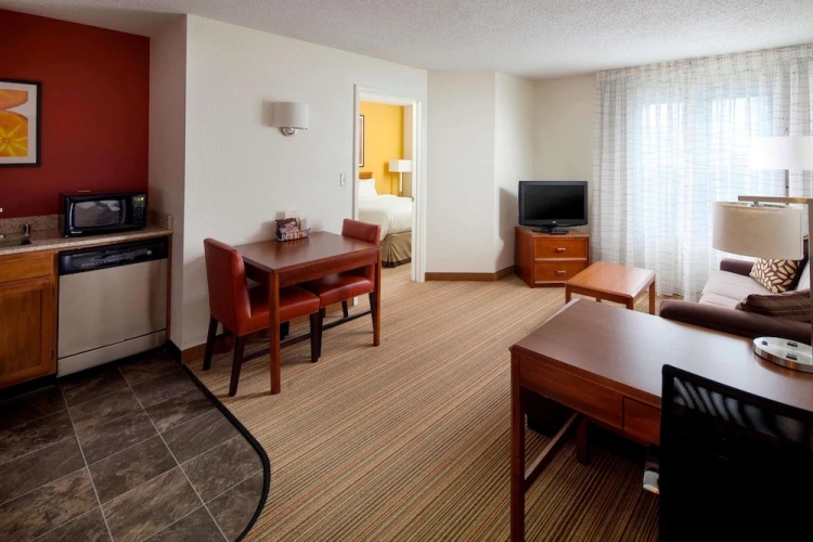 1 Bedroom Double Suite