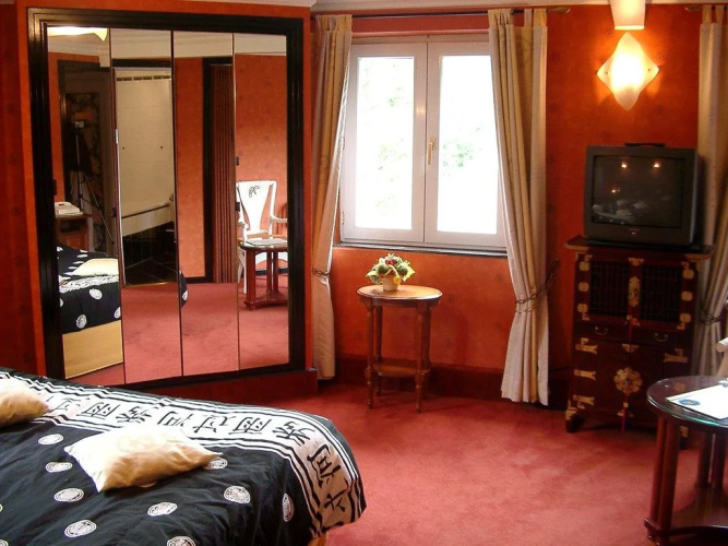 Hôtel Aux Roches Fleuries
