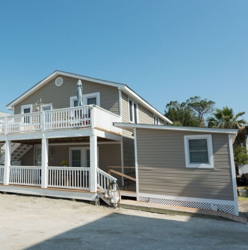 Cottage with balcony