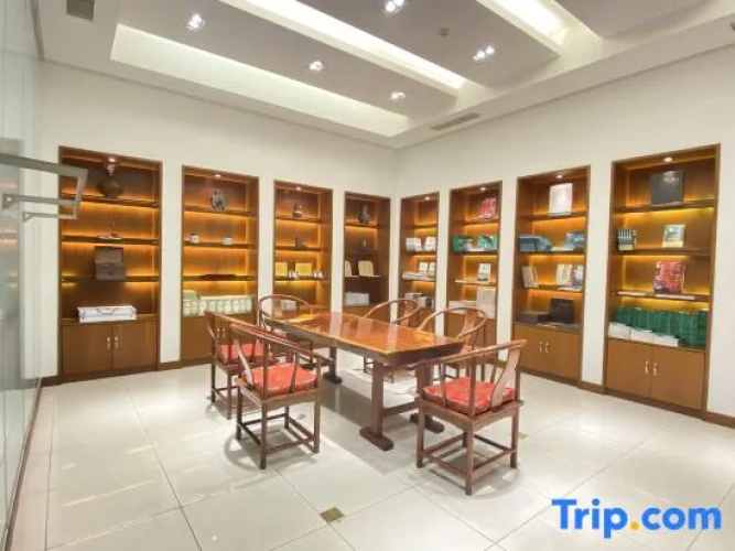 Yichun Lindu Hotel
