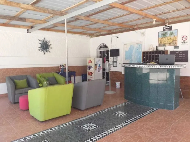 Las Palmas Hotel