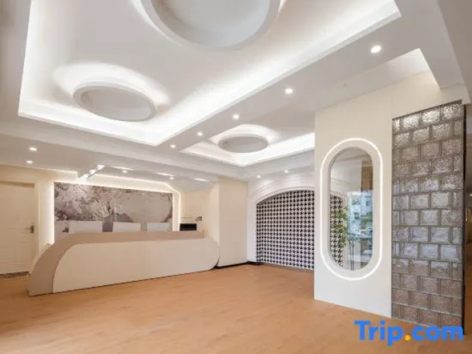 Vientiane Boutique Theme Hotel