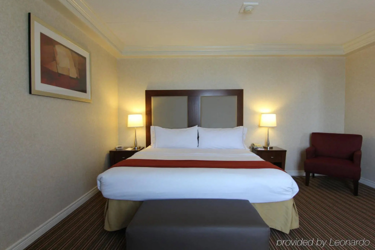 Holiday Inn Express Whitby by IHG