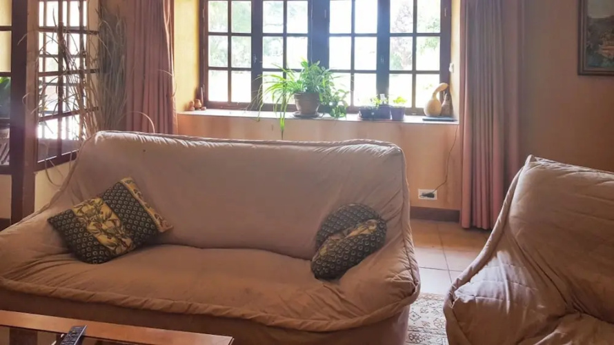 House With 4 Bedrooms in Crastes, With Wonderful Mountain View, Privat