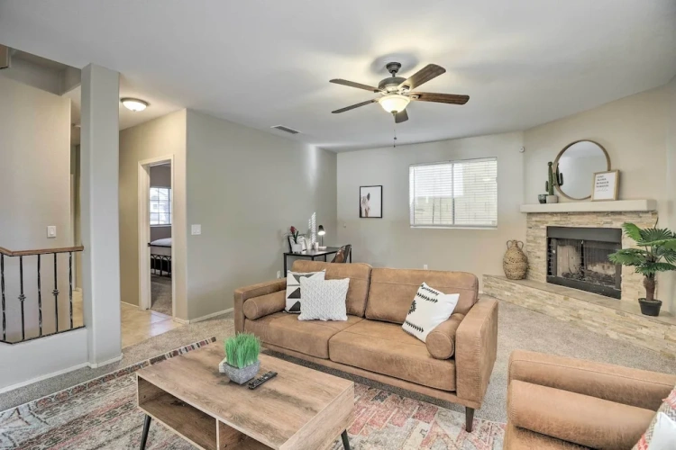 4 Bedrooms Cottage