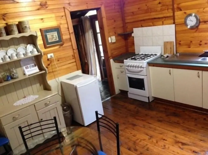 3 Bedrooms Cottage