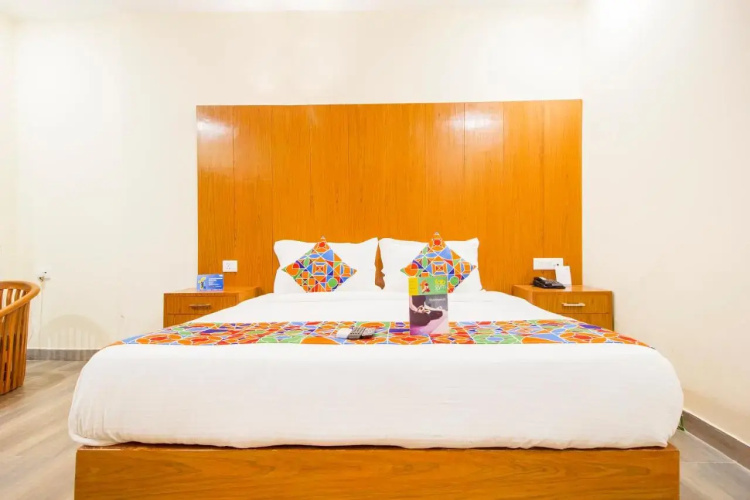 Fabhotel Aries