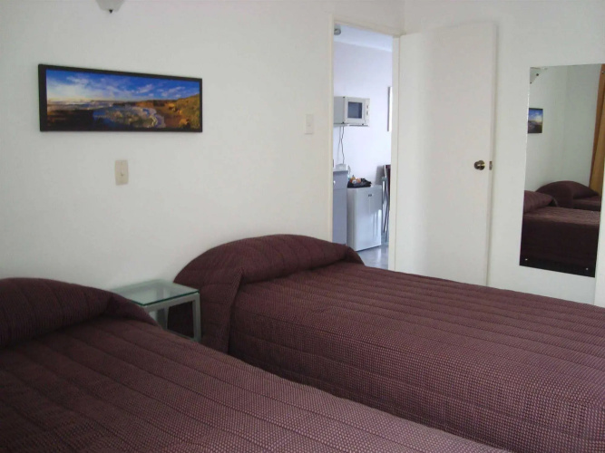 Aywon Motel