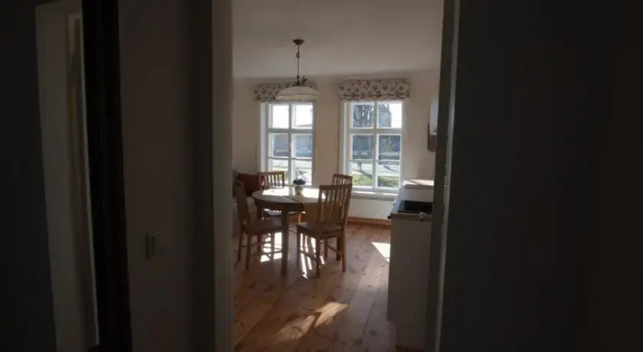 Allee Apartments