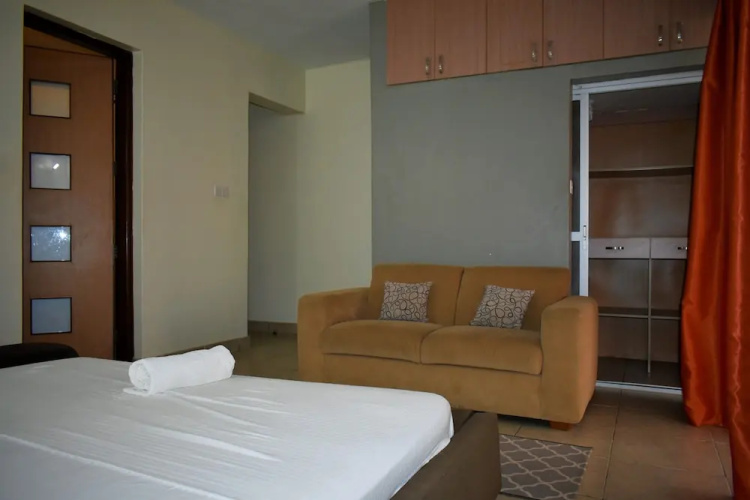 Pearl Apartments