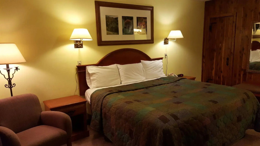 The Mountaineer Inn
