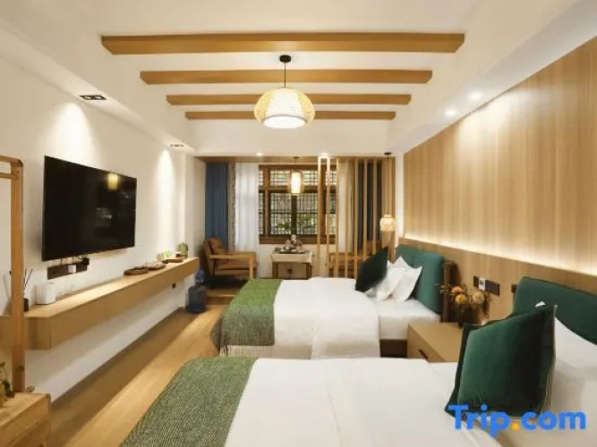 3 Bedrooms Business Suite