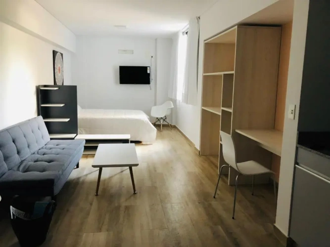 Standard Triple room with city view
