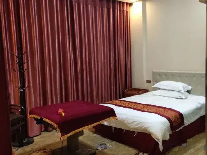 Hongda Hotel
