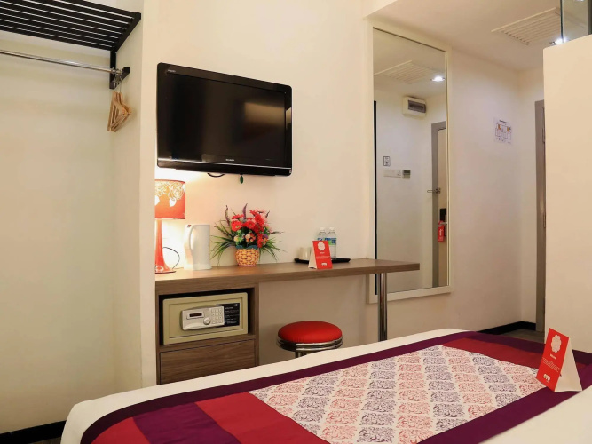 Yan Hotel