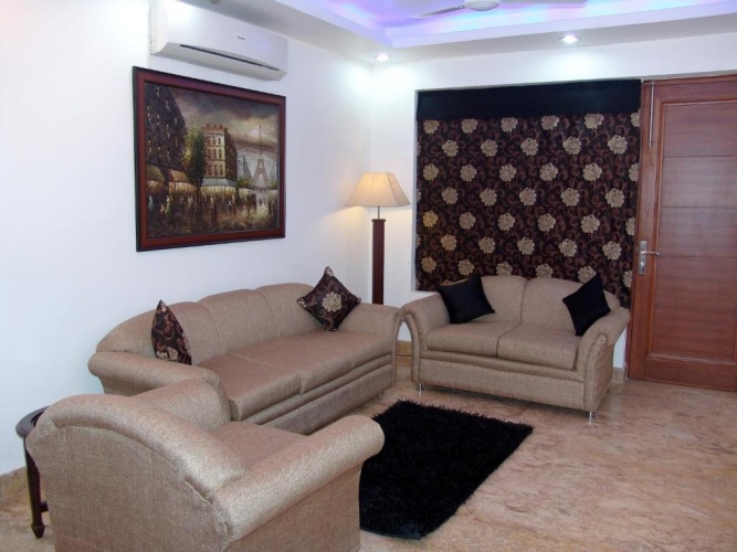 Deluxe Suite
