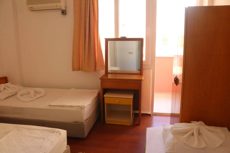 Flash Hotel