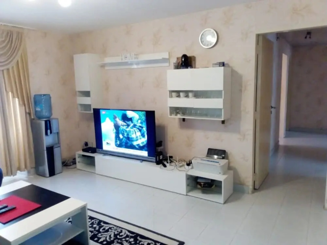 Center Comfy Suites