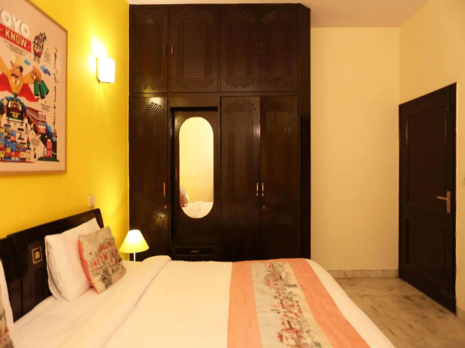 OYO Flagship Noida Spice Mall