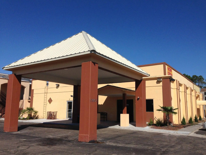 Travel Inn - Humble, TX