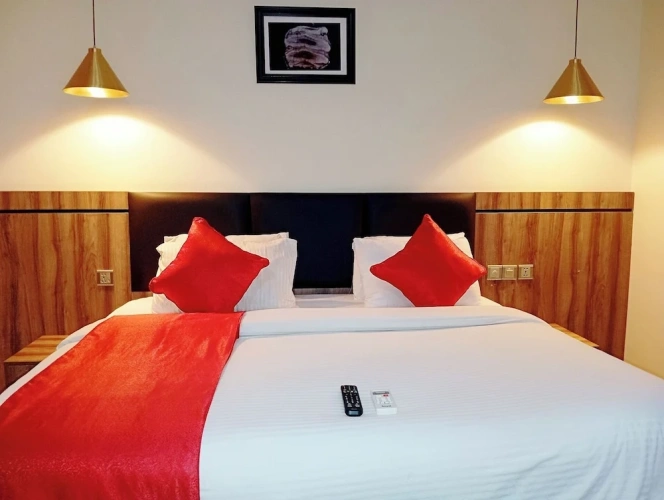 Deluxe Suite