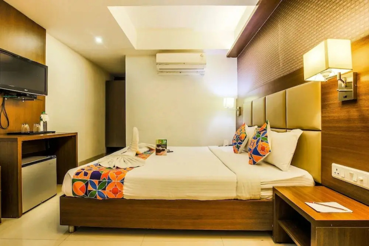 The Pinnacle by FabHotels