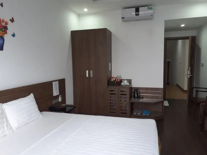 Lakeside Dailai Hotel