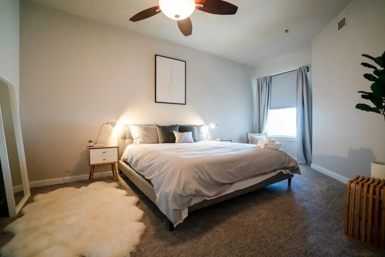 Elegance & Elevation: Mile High Condo in Highland