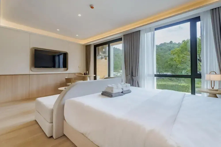 Wyndham Gardens Elegant Studio, Forrest View 2228