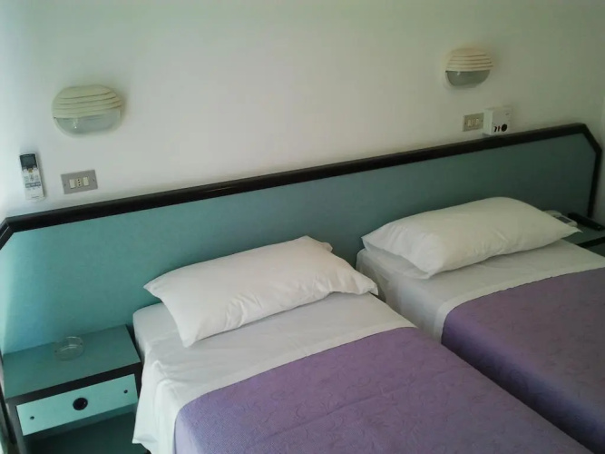 Hotel Caravelle