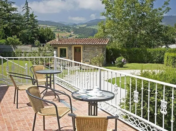 Hotel Alvaro