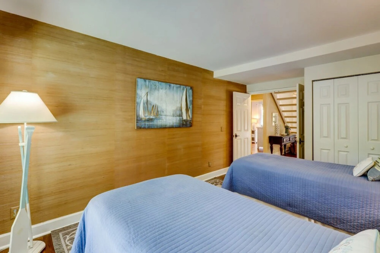 78 Baynard Cove