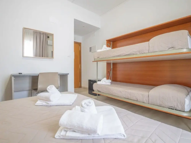 Standard Quadruple room with balcony