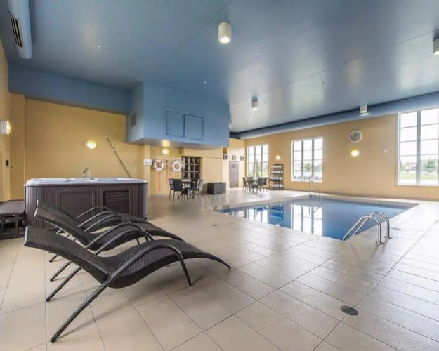 Comfort Inn & Suites photo 17