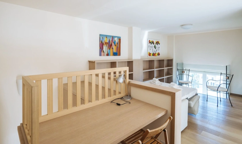 2 Bedrooms Apartment
