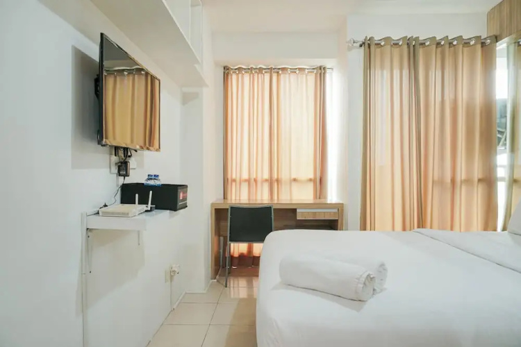 Chic and Cozy Studio at Tifolia Apartment