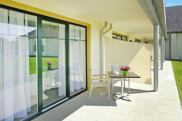 Aparthotel by Lake Heidensee With Boat Rentals