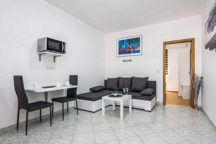Apartments Skundric