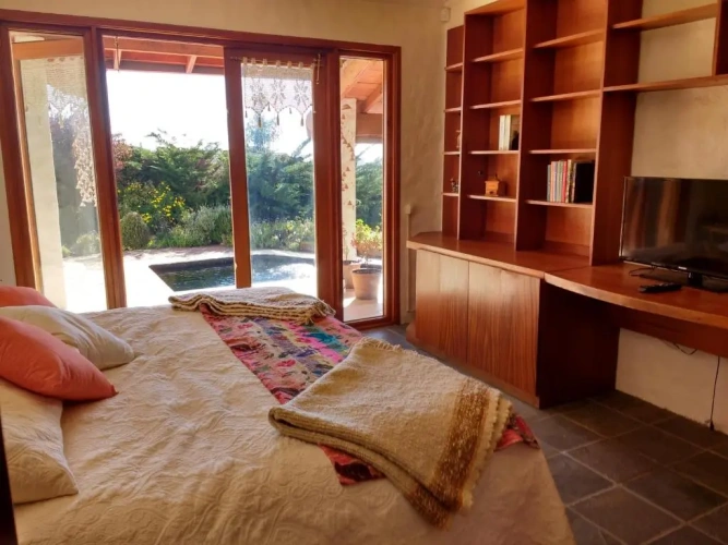 3 Bedrooms Cottage