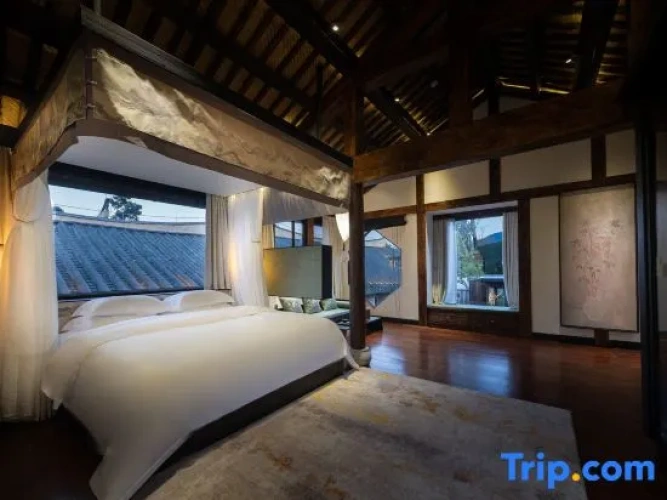 Premier room