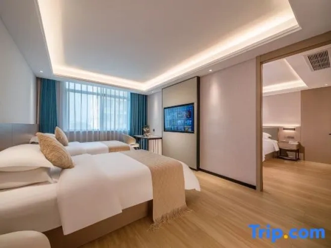 Triple Suite